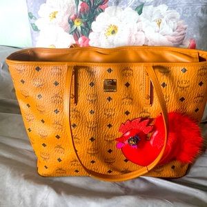 Beautiful limited addition MCN bag. Only used a handful of times